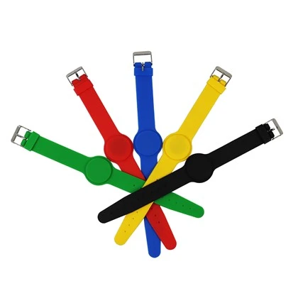 Pesan Gelang Silikon